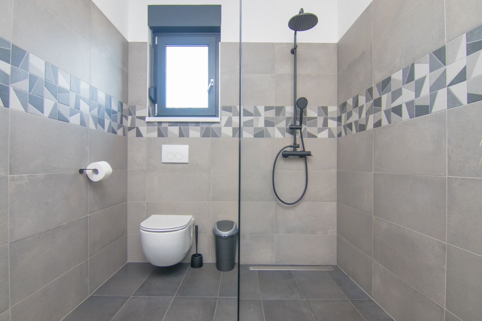 Dani háza- Gostinjac - Medence, 4 háló, erdő széli nyugalom - Image 21